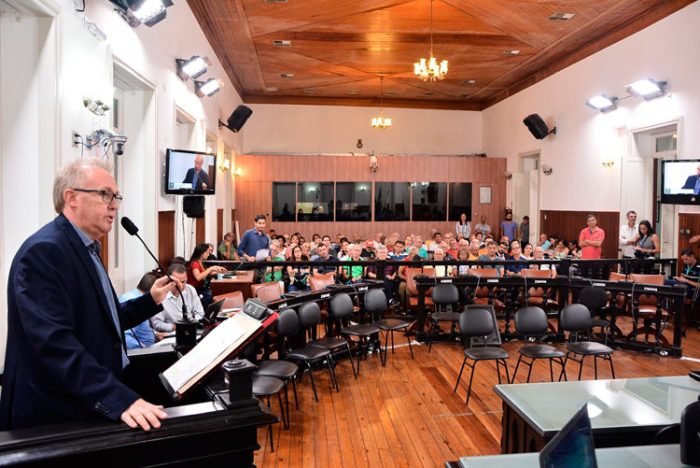 Leia mais sobre o artigo Audiência debate má qualidade dos serviços e privatização da Cemig