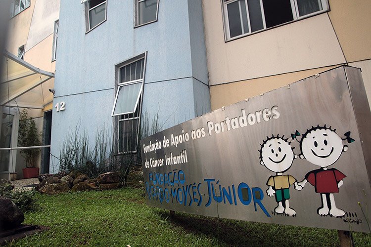 Leia mais sobre o artigo Fundação Ricardo Moysés Júnior celebra 25 anos