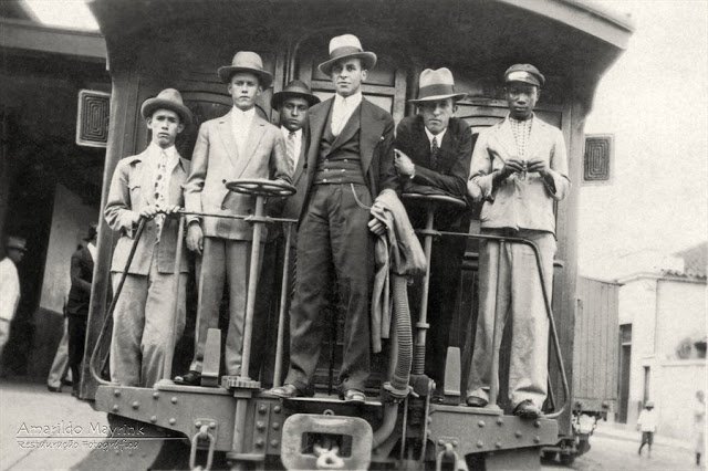 Leia mais sobre o artigo Lá vem o trem: Memórias da Ferrovia / O patrimônio ferroviário da cidade de Bicas em Minas Gerais