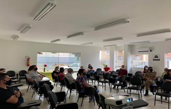 Leia mais sobre o artigo Comitê Covid-19 diz “não” para a volta às aulas