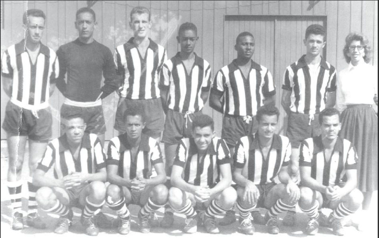 Leia mais sobre o artigo Época de ouro do futebol de Bicas: Entrevista com o craque Quinista