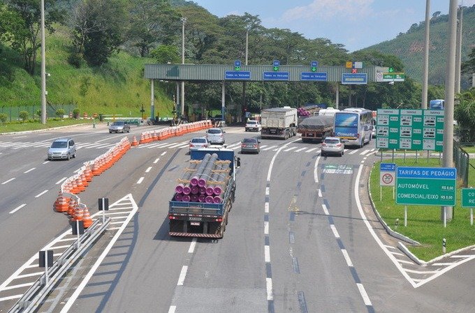 Leia mais sobre o artigo Trecho Rio-Juiz de Fora da BR-040 ficará sem pedágio entre 2021 e 2022