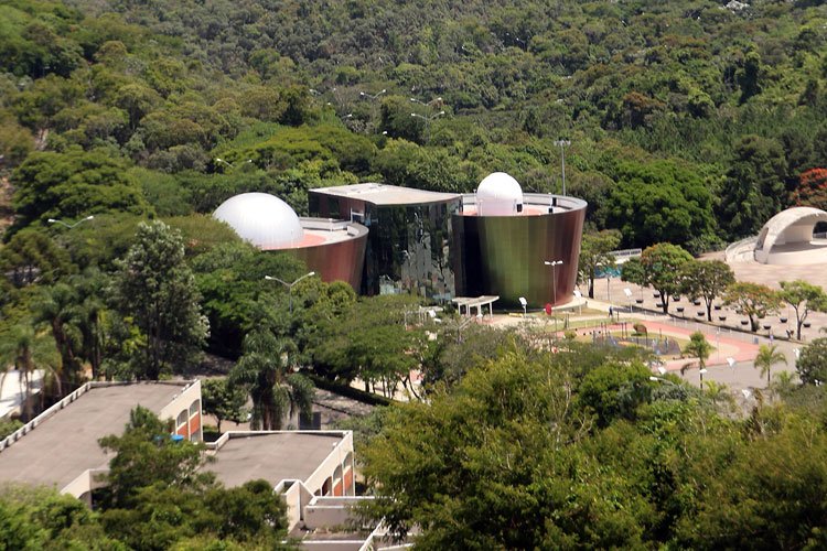 Leia mais sobre o artigo MEC determina retorno a aula presencial em universidades em janeiro