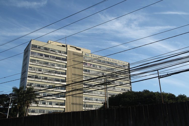 Leia mais sobre o artigo Concursos abrem milhares de vagas em 2021
