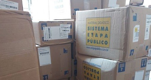 Leia mais sobre o artigo Secretaria de Educação recebe material didático infantil