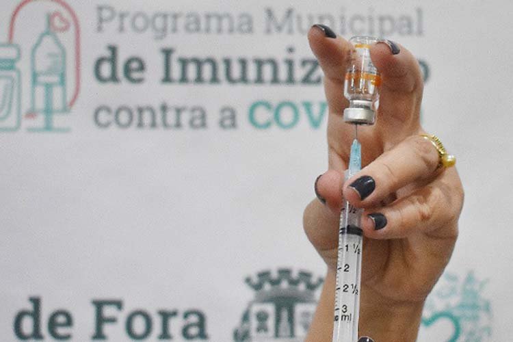 Leia mais sobre o artigo Covid-19: veja quem pode se vacinar neste sábado, 02/10