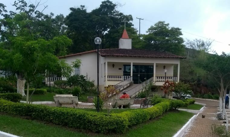 Leia mais sobre o artigo Cemitério Municipal de Bicas: limpo e organizado