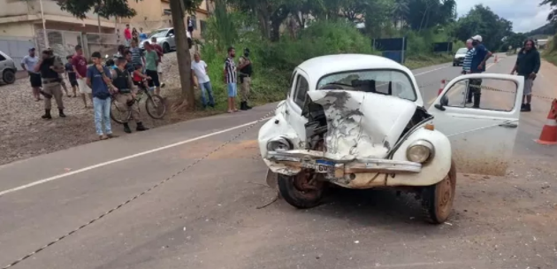 Leia mais sobre o artigo Idoso morre após sair de posto de combustíveis e bater o carro em outro