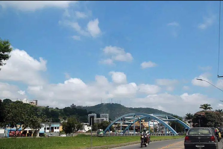 Leia mais sobre o artigo Possibilidade de chuva é remota durante o Carnaval em Juiz de Fora
