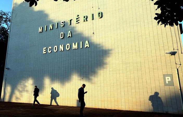 Leia mais sobre o artigo Ministério da Economia autoriza realização de concursos para INSS e Receita