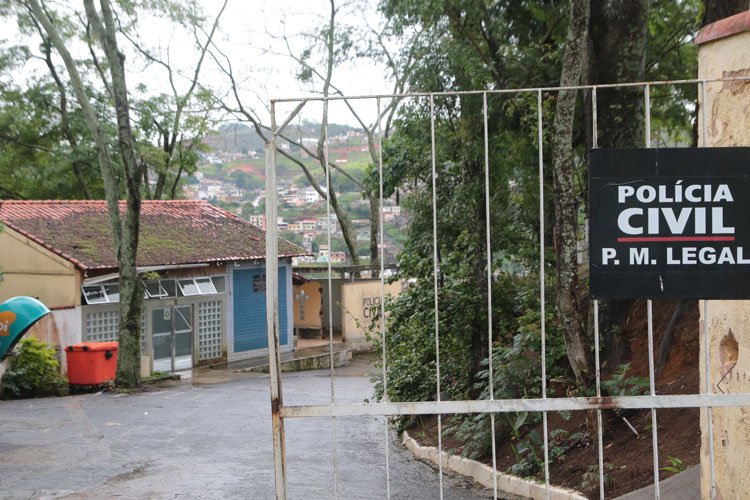 Leia mais sobre o artigo Criminosos arrombam Instituto Médico Legal de Juiz de Fora