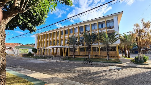 Leia mais sobre o artigo “CENTRO CÍVICO D. ÁSSIMA FARHAT”, novo prédio da PREFEITURA DE BICAS – Uma história de amor pela cidade