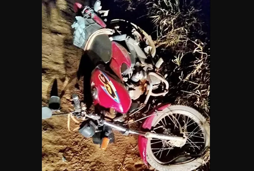 Leia mais sobre o artigo Em Descoberto, motociclista morre ao bater de frente com carro