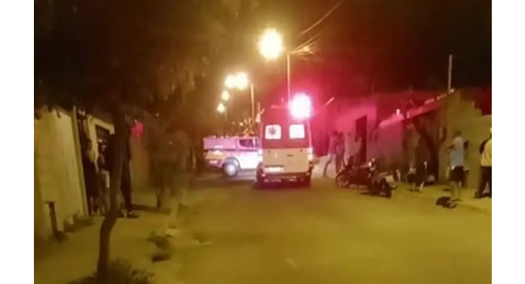 Leia mais sobre o artigo VÍDEO: dupla armada abre fogo e mata cinco no interior de MG