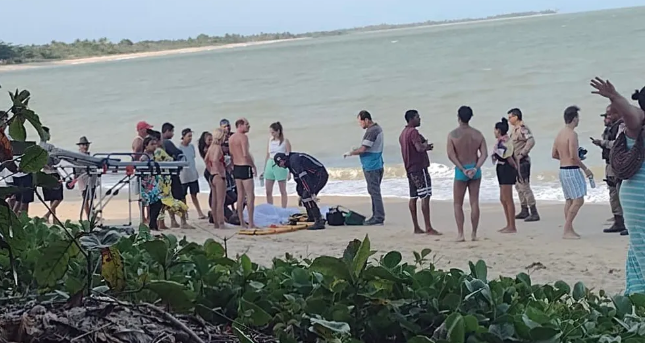 Leia mais sobre o artigo Idoso encontrado morto em praia da Bahia era turista de Minas Gerais; ele foi vítima de afogamento