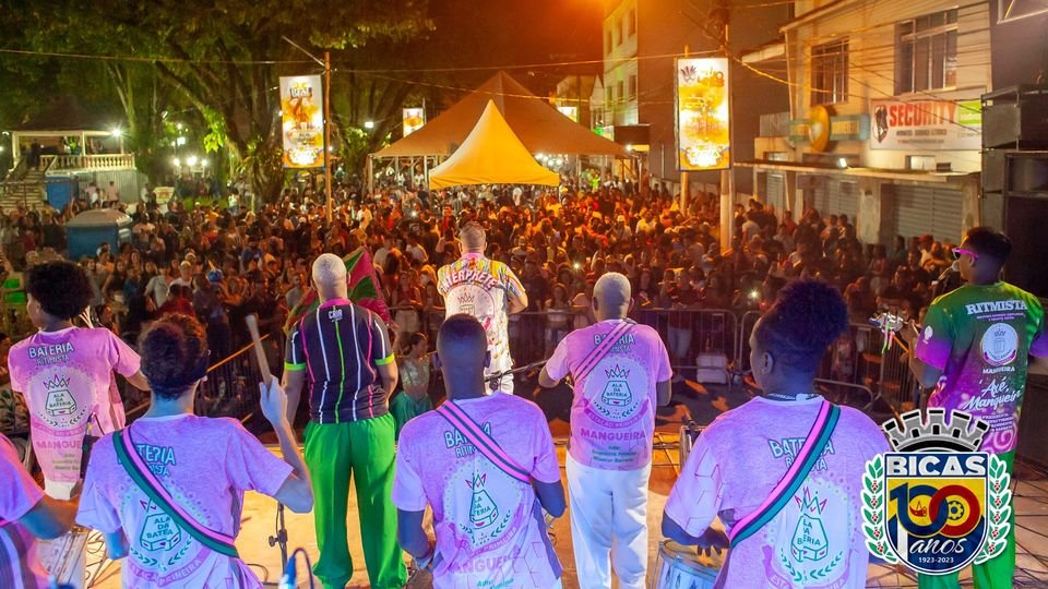 Leia mais sobre o artigo Mangueira abre o CarnaBicas 2023 / 100 anos