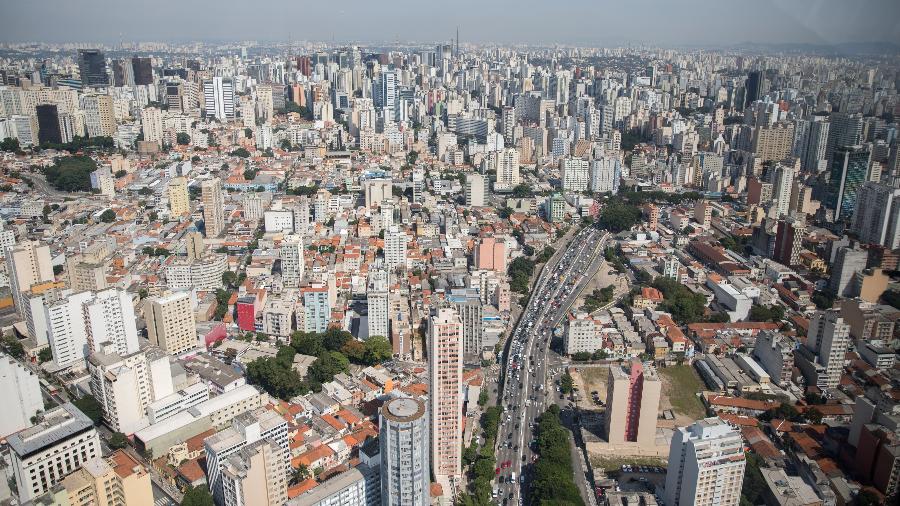 Leia mais sobre o artigo Brasil tem 203 milhões de habitantes, aponta Censo; domicílios crescem mais