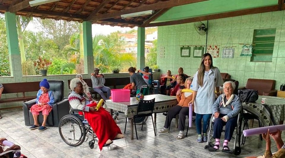 Leia mais sobre o artigo Atendimentos de fisioterapia domiciliar no mês de setembro 2023 / Prefeitura de Bicas