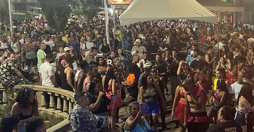 Leia mais sobre o artigo Bicas Folia 2024 – Imagens de sexta e sábado