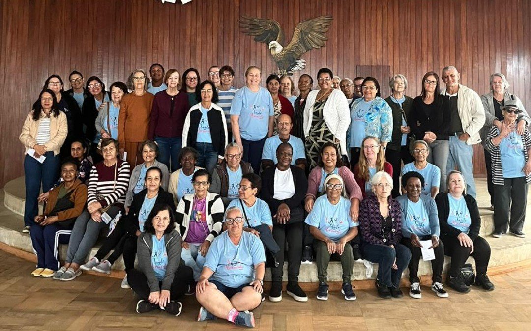 Leia mais sobre o artigo Grupo Saúde em Movimento visita o Clube Biquense