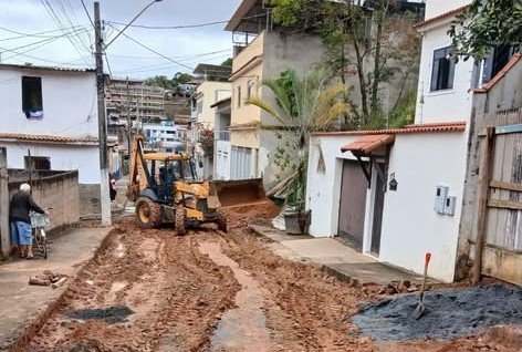 Leia mais sobre o artigo Bicas_Calçamento da Rua do Brejo
